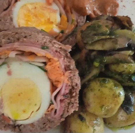 Image alt description