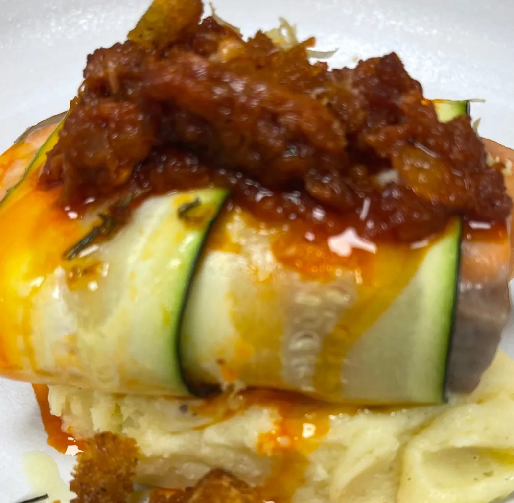 Image alt description