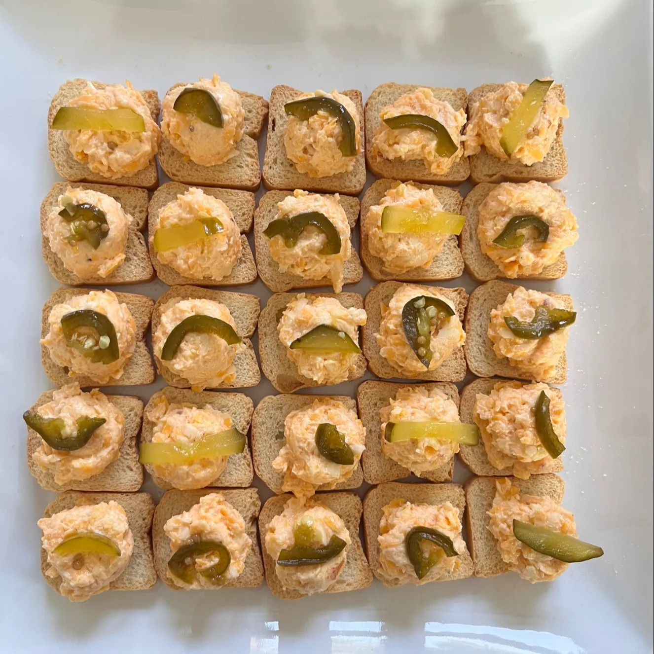 Image alt description