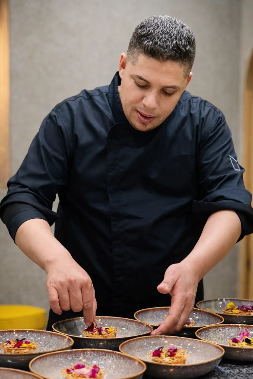 Image alt description