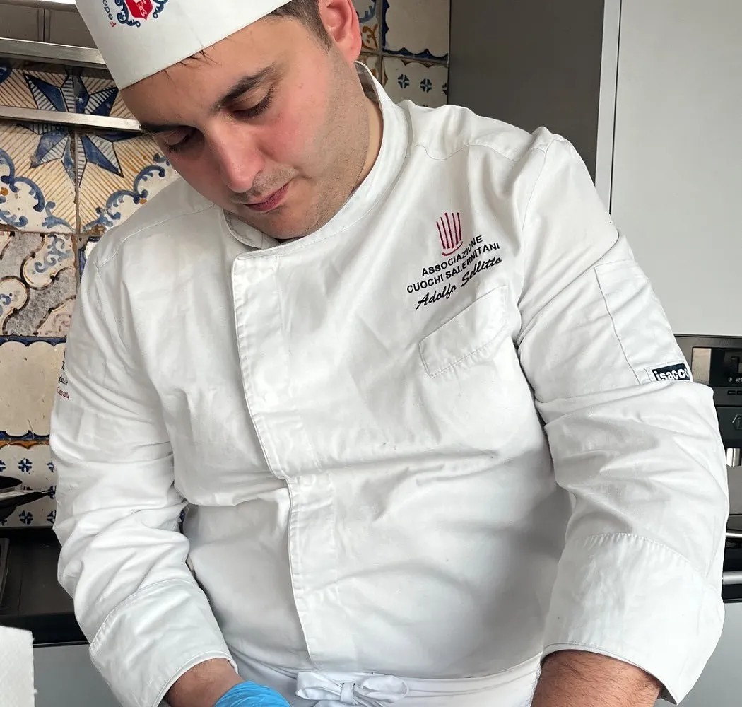 Image alt description