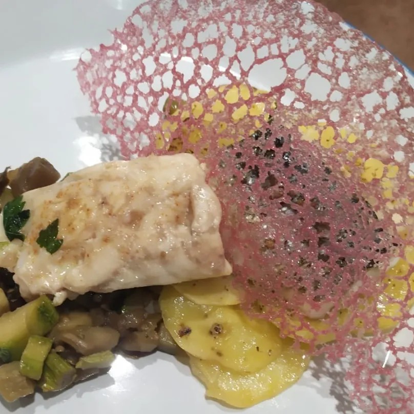 Image alt description