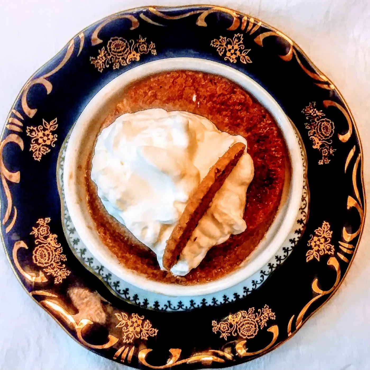 Image alt description