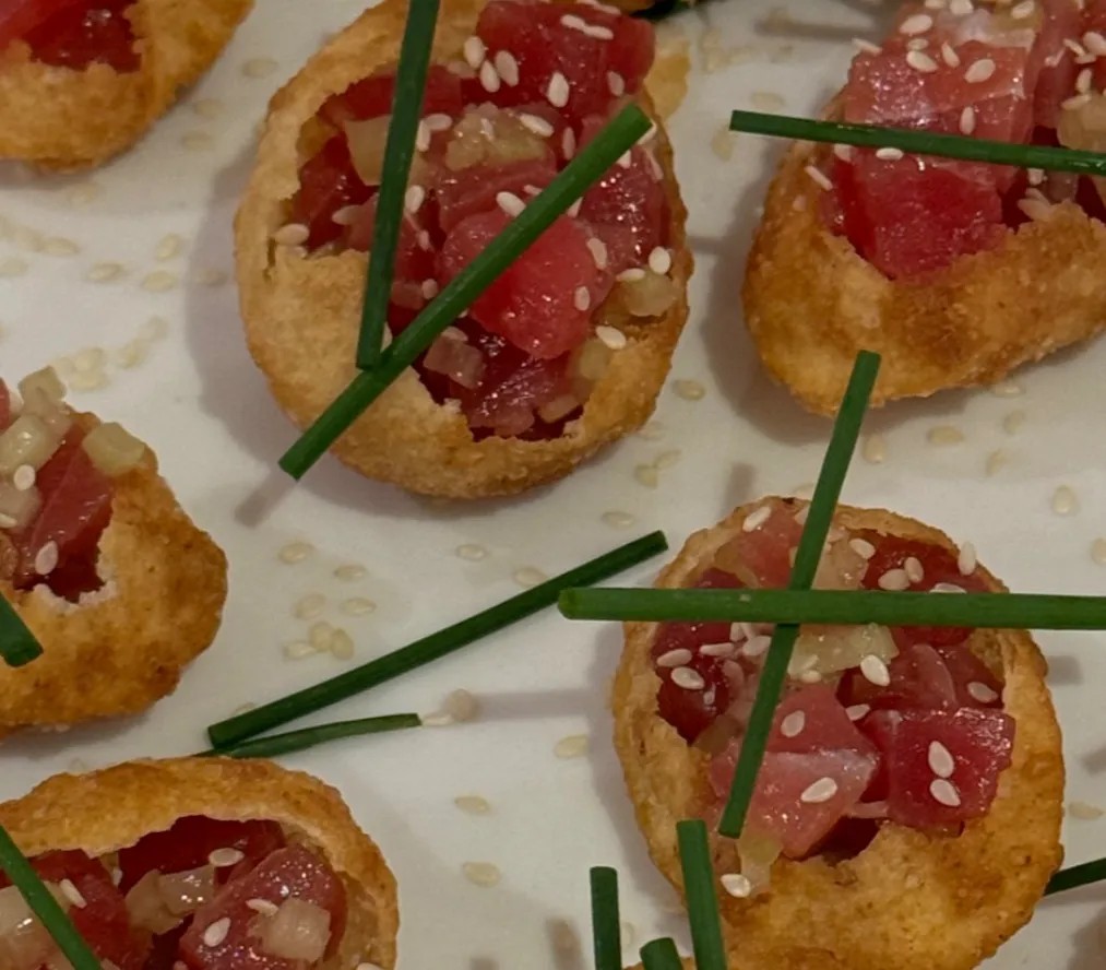 Image alt description