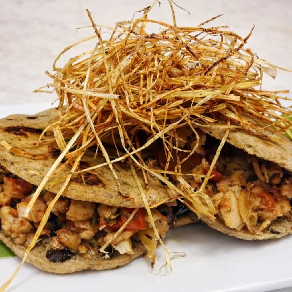 Image alt description