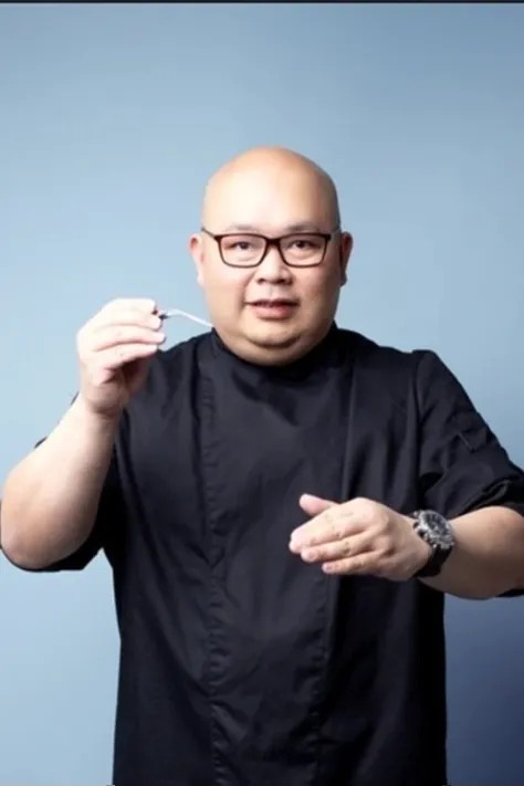 Image alt description