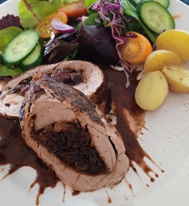 Image alt description