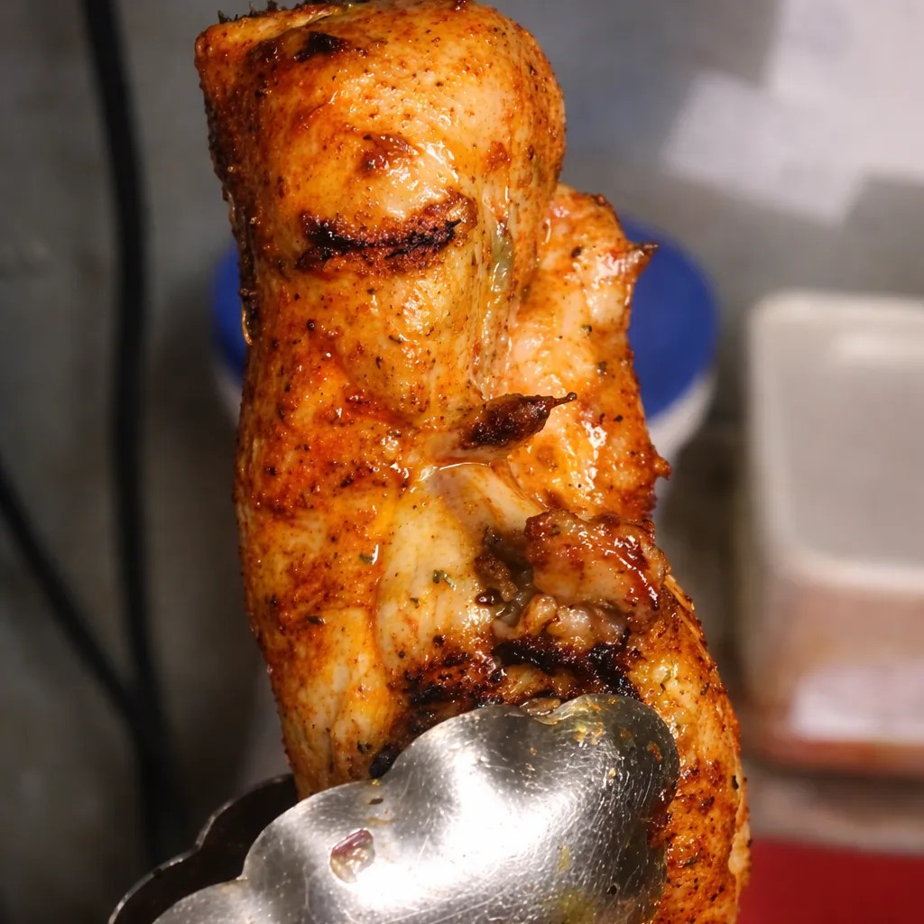 Image alt description