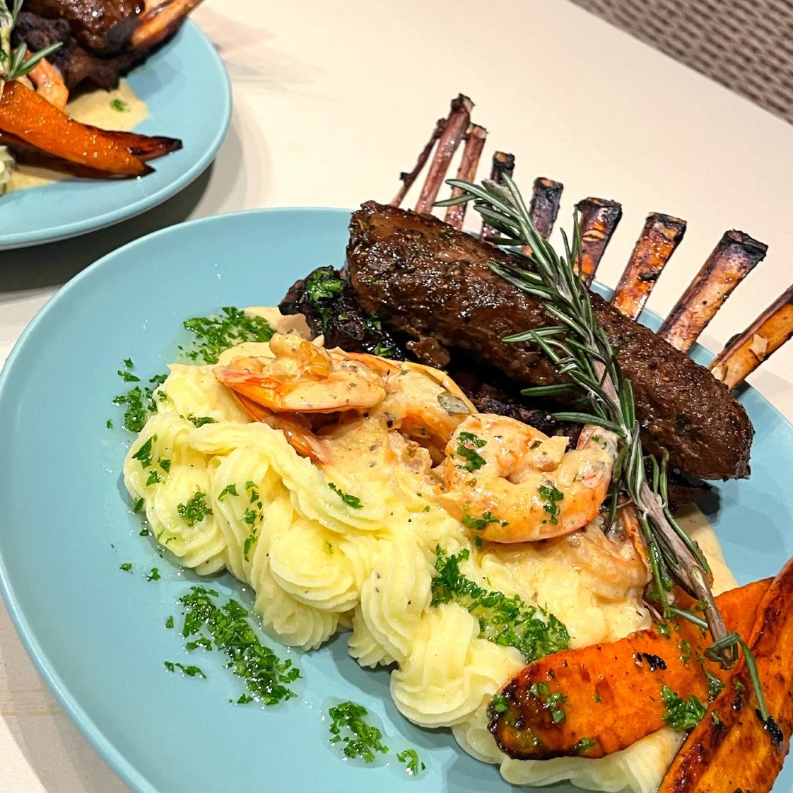 Image alt description