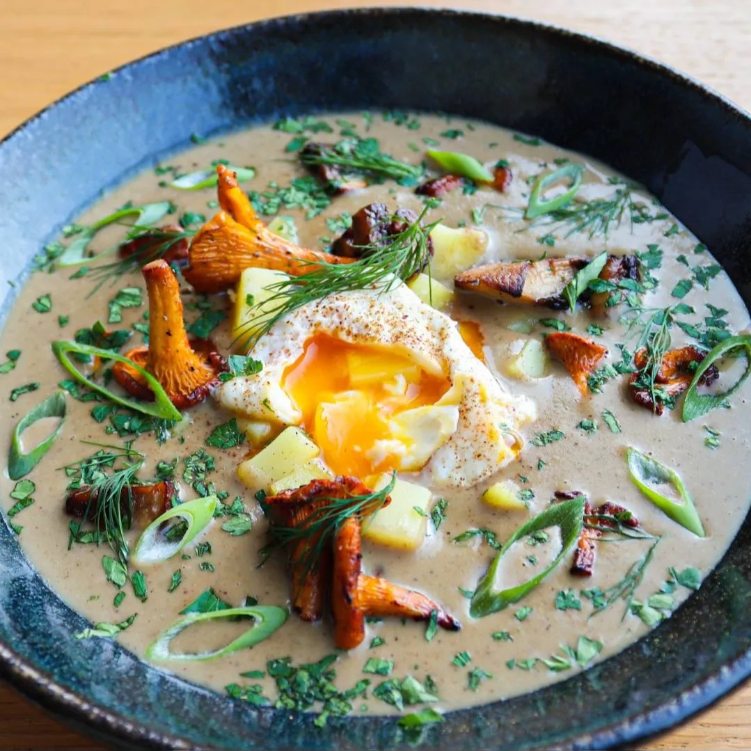 Image alt description