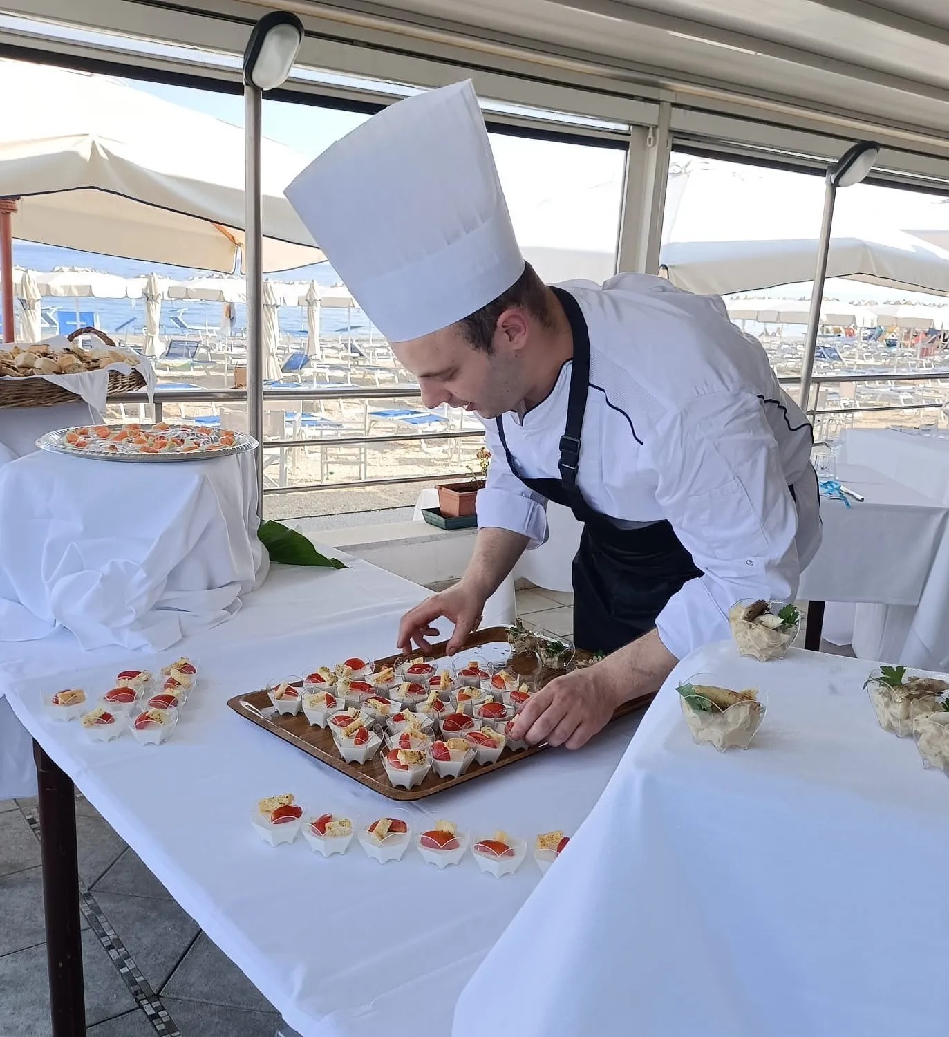 Image alt description