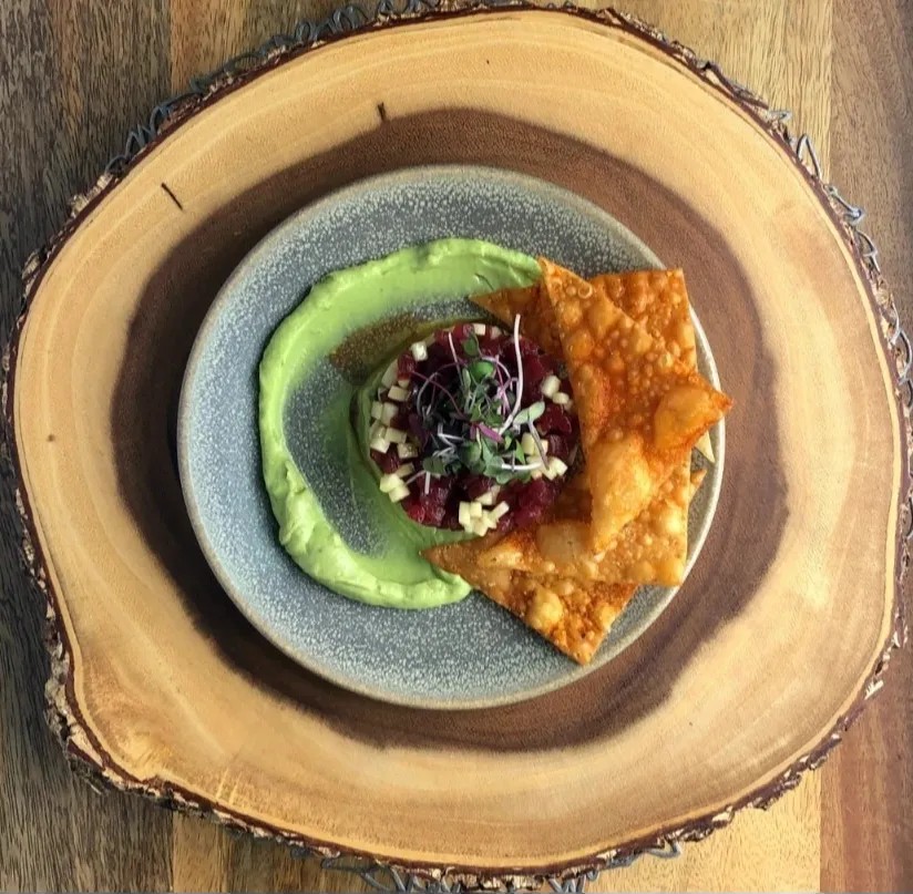 Image alt description