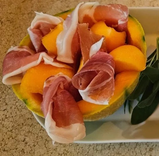 Image alt description