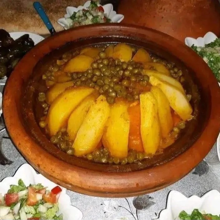 Image alt description