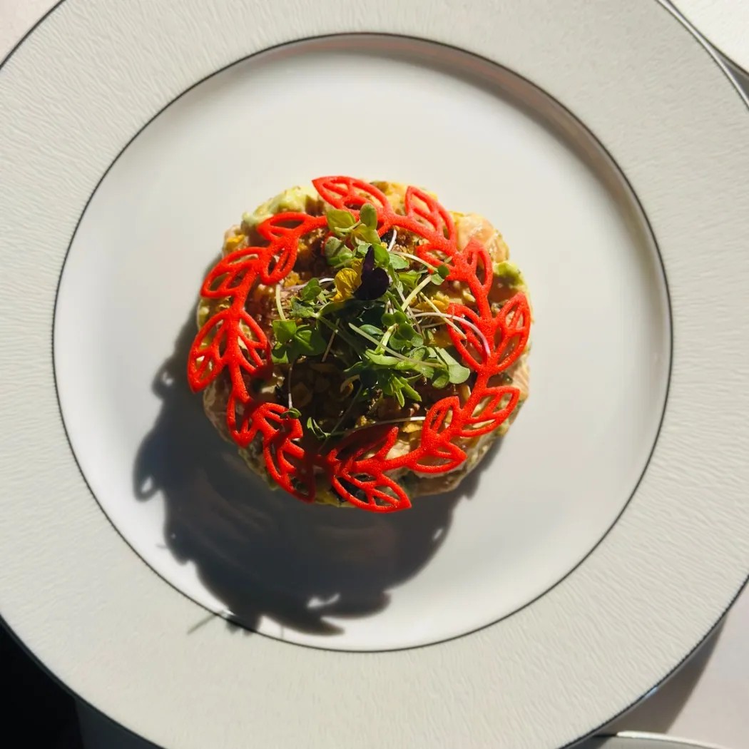 Image alt description