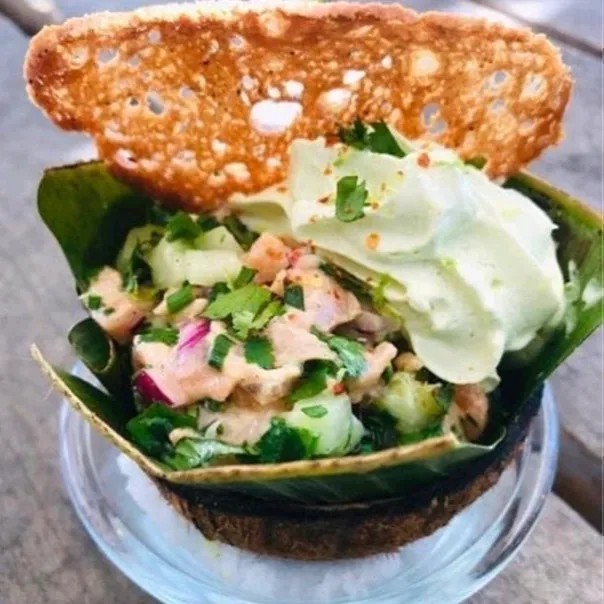 Image alt description