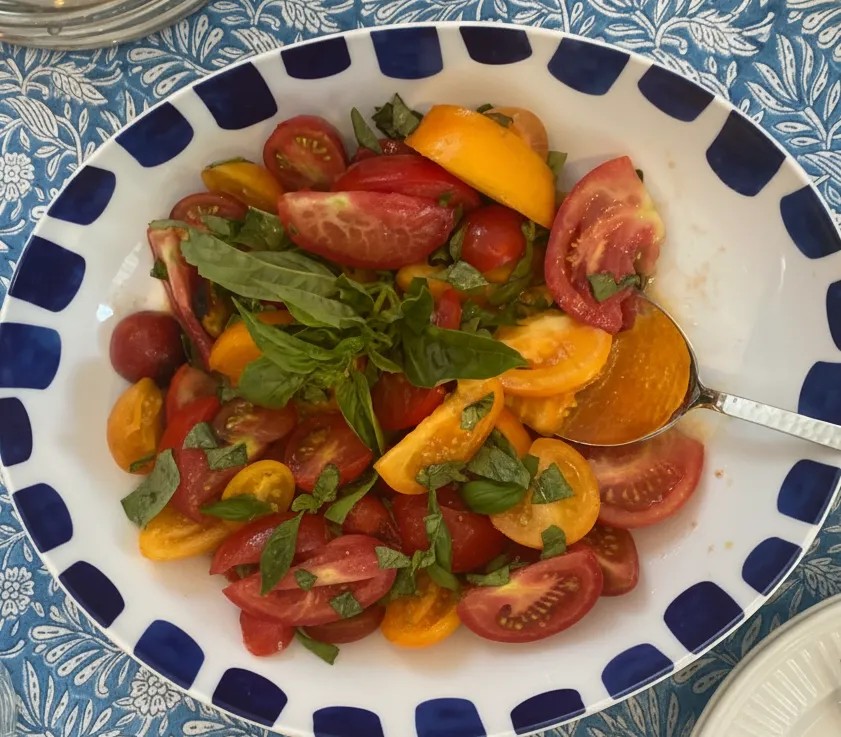 Image alt description