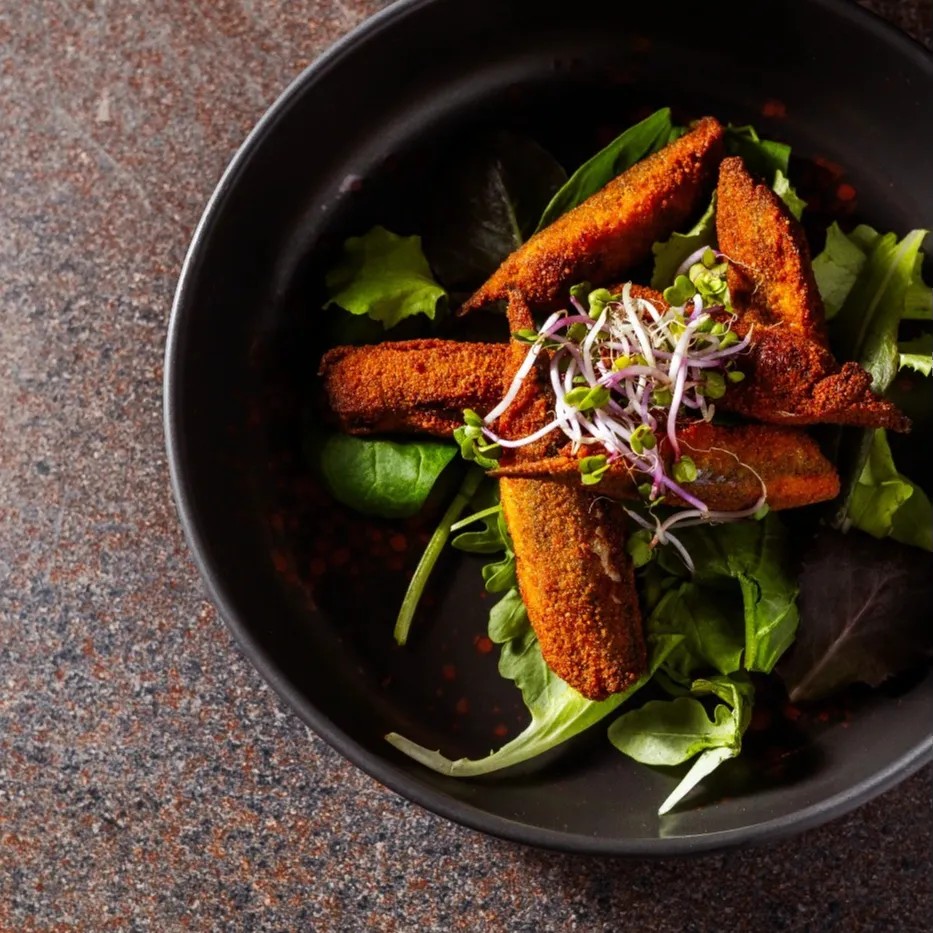 Image alt description