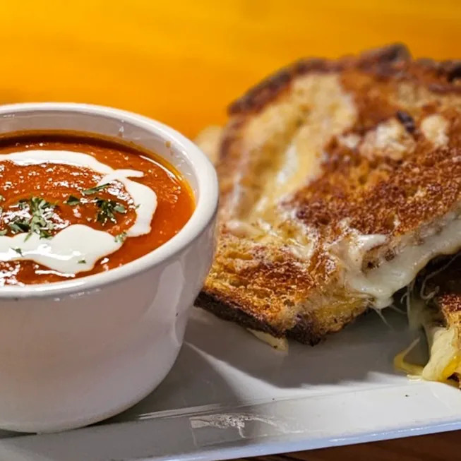 Image alt description