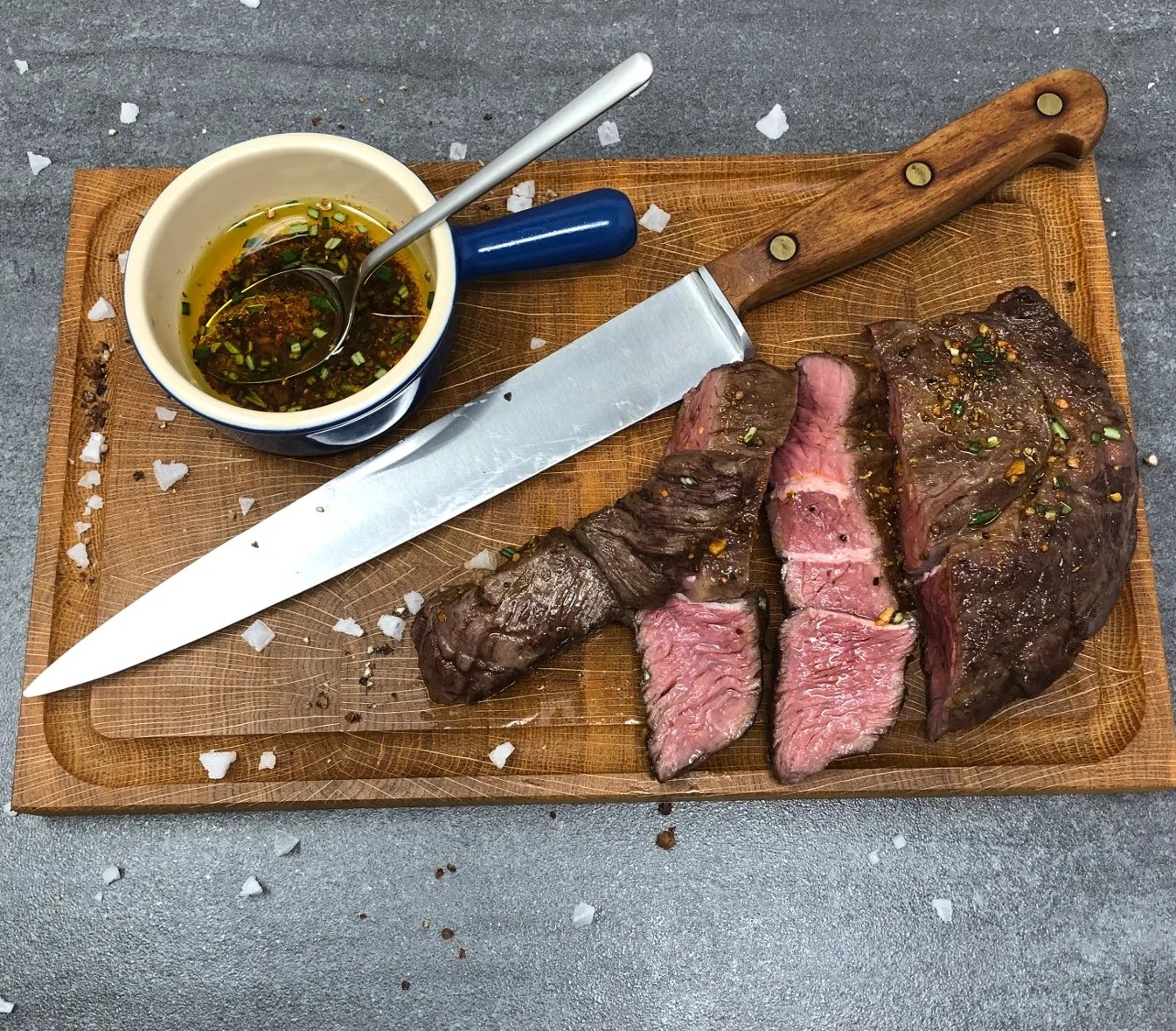 Image alt description