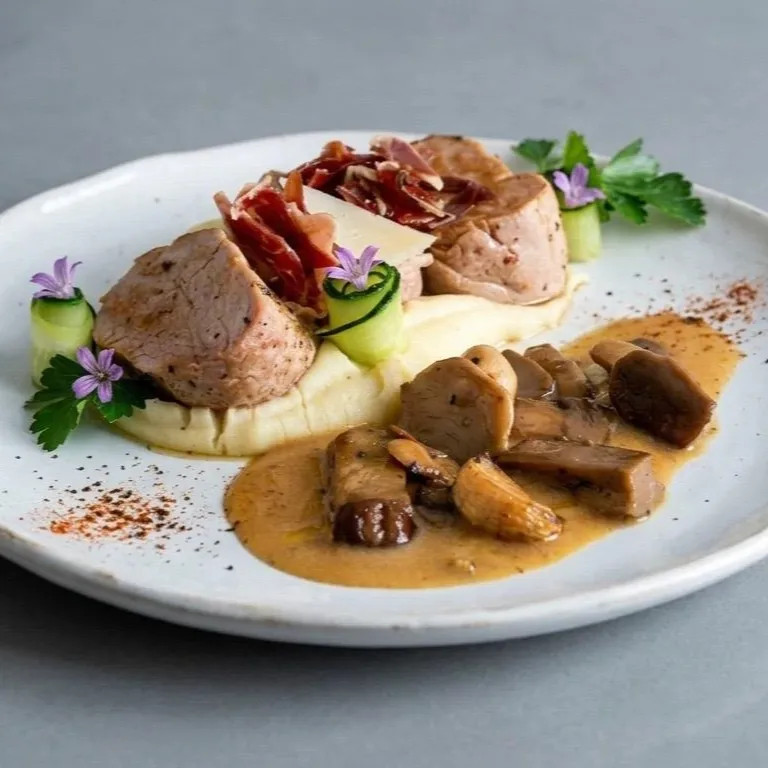 Image alt description