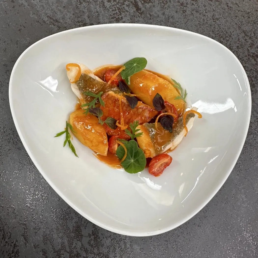 Image alt description