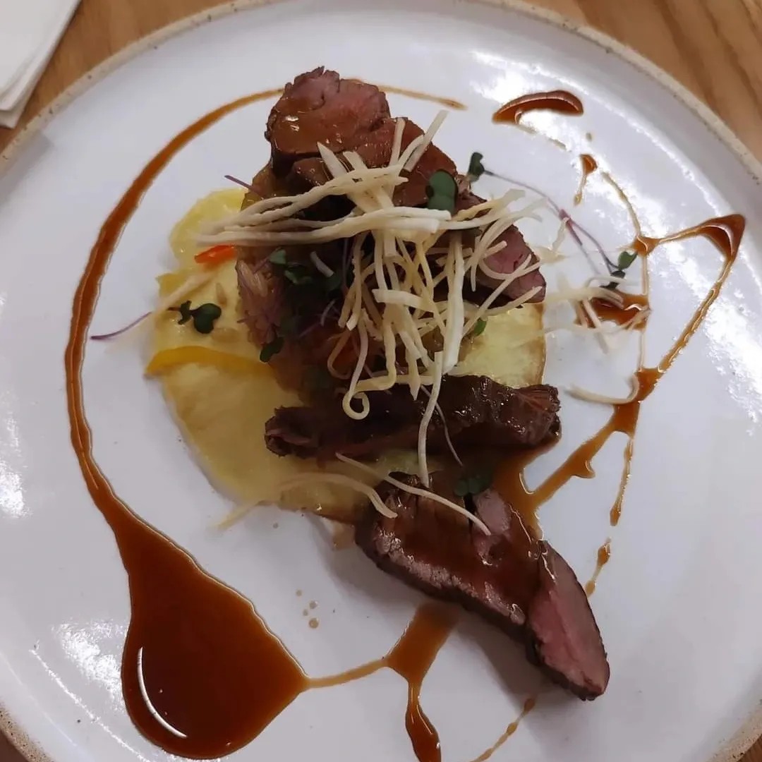 Image alt description