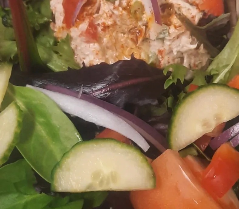 Image alt description