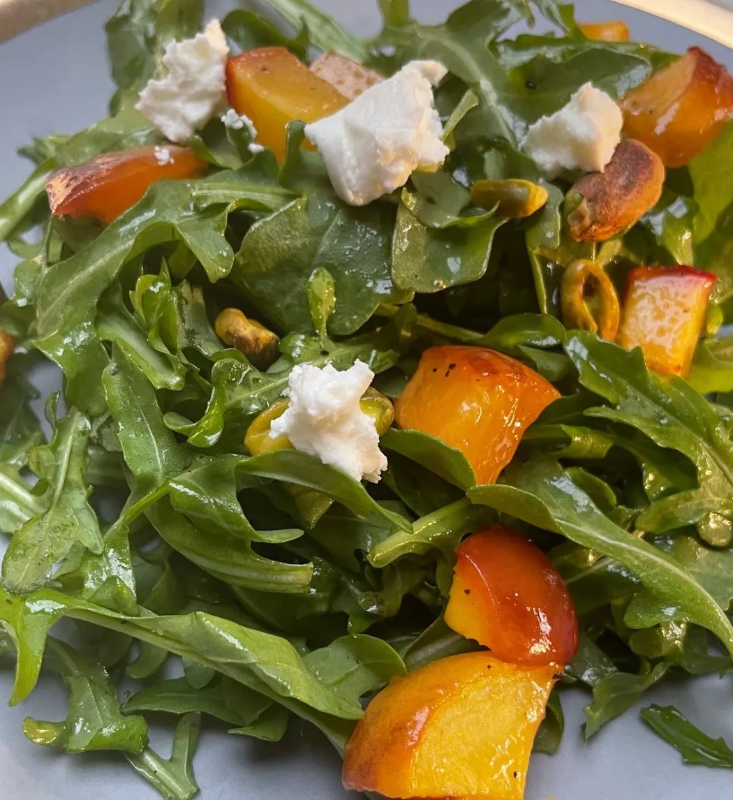 Image alt description