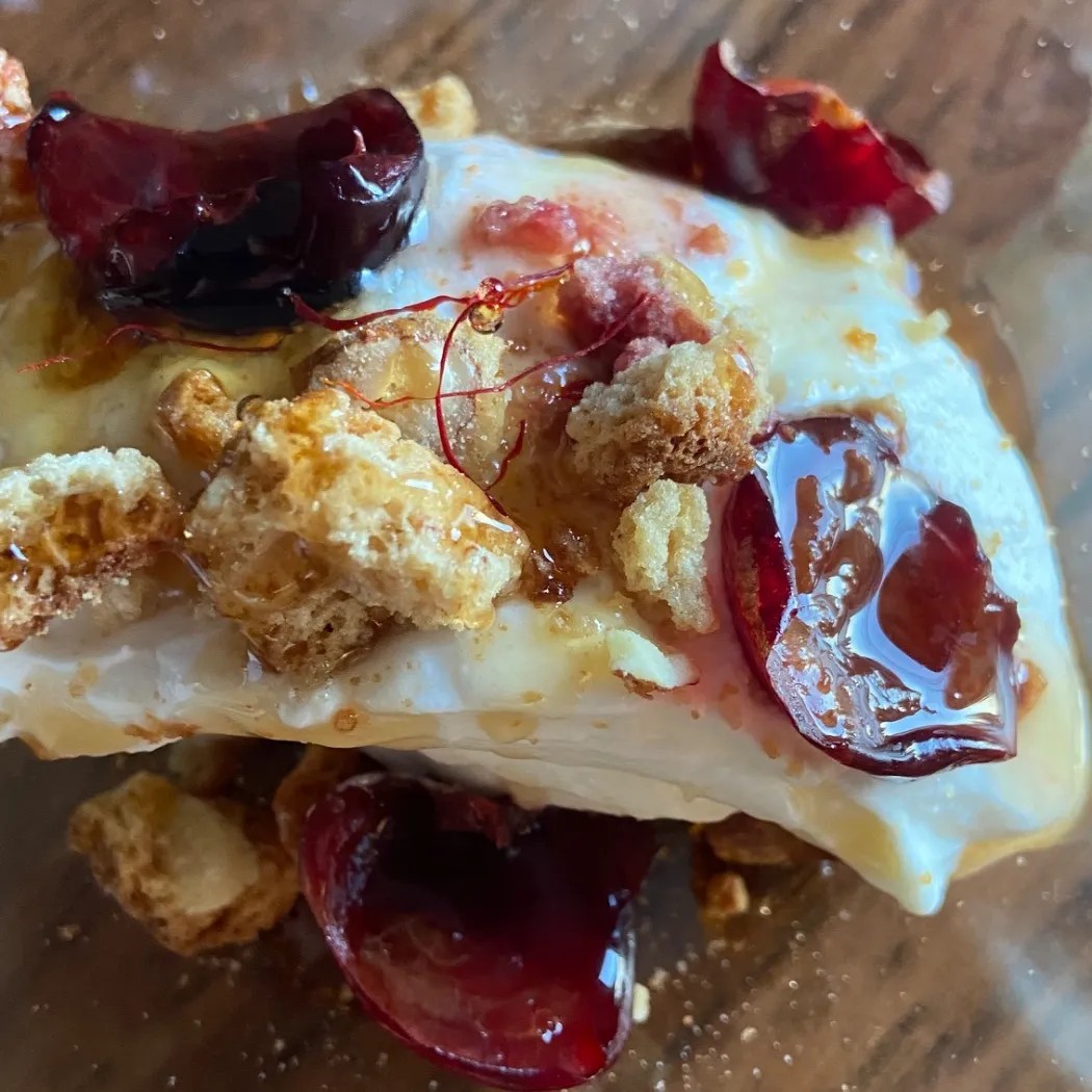 Image alt description