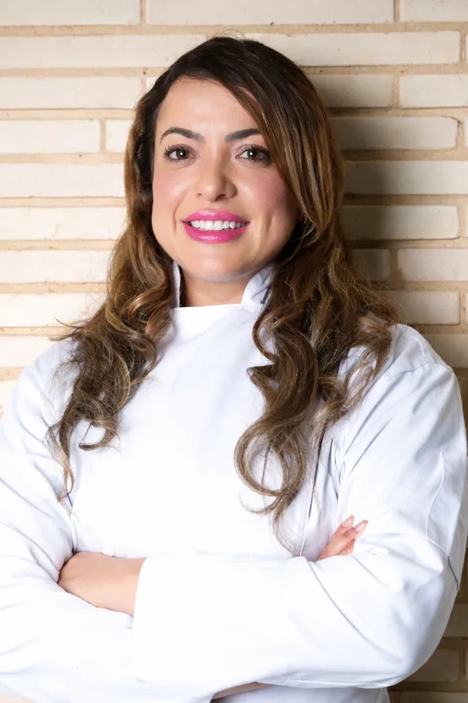 Image alt description