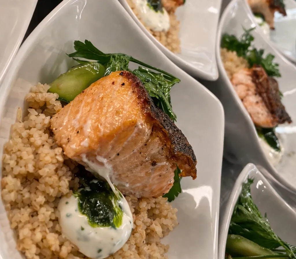 Image alt description