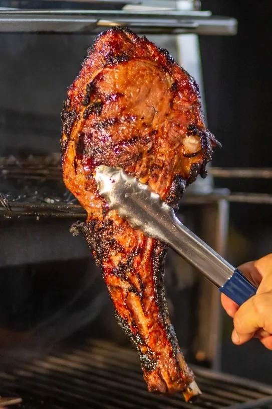 Image alt description