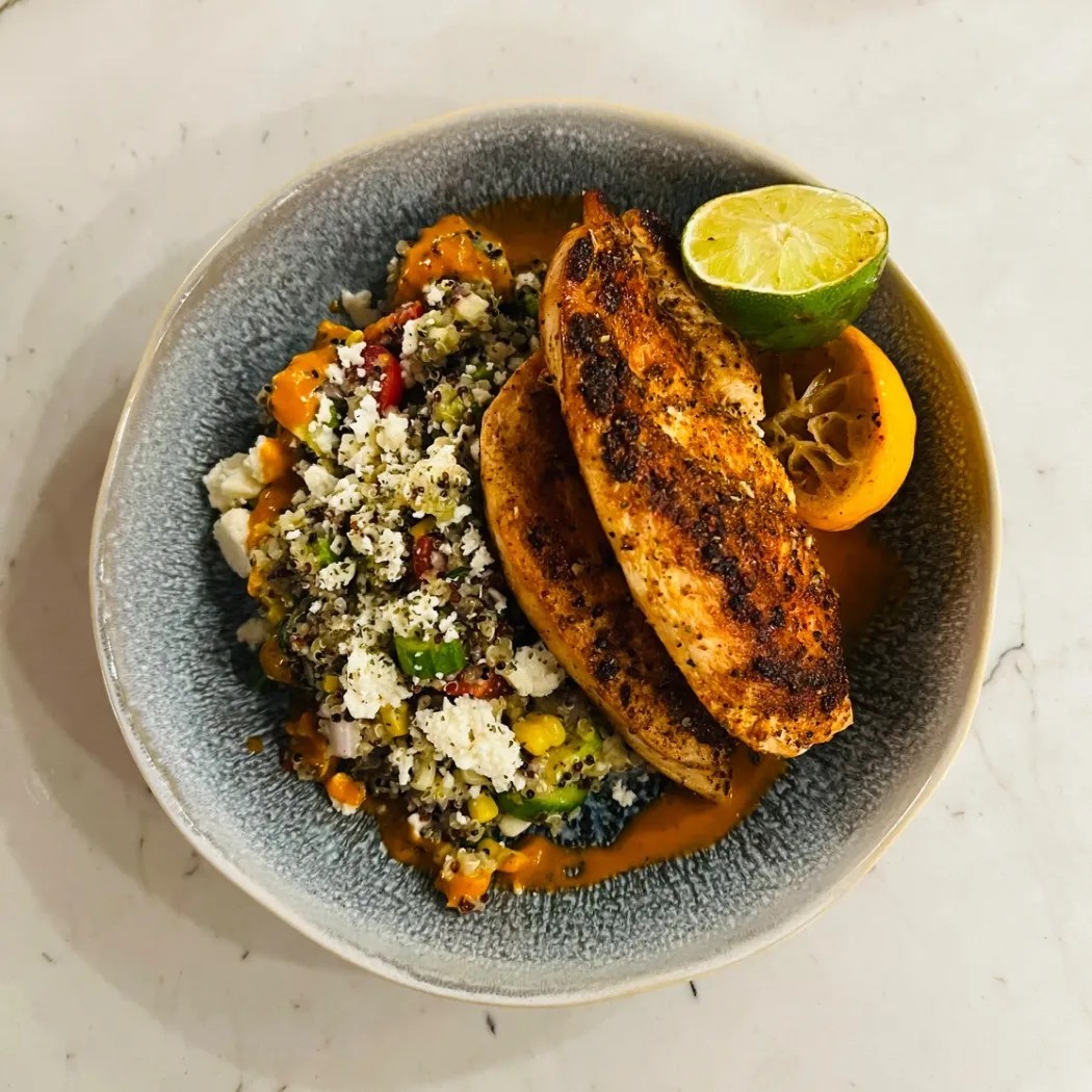 Image alt description