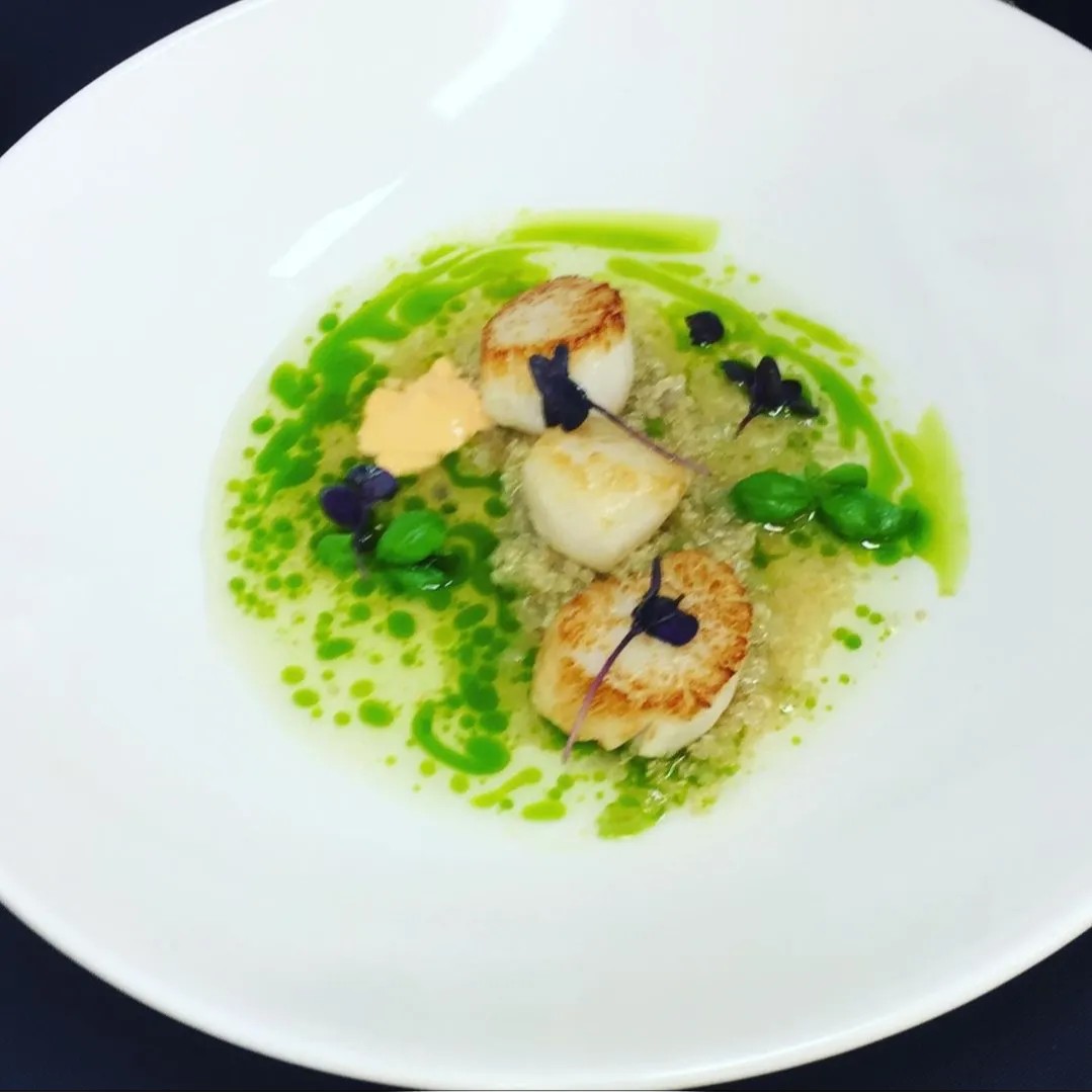 Image alt description