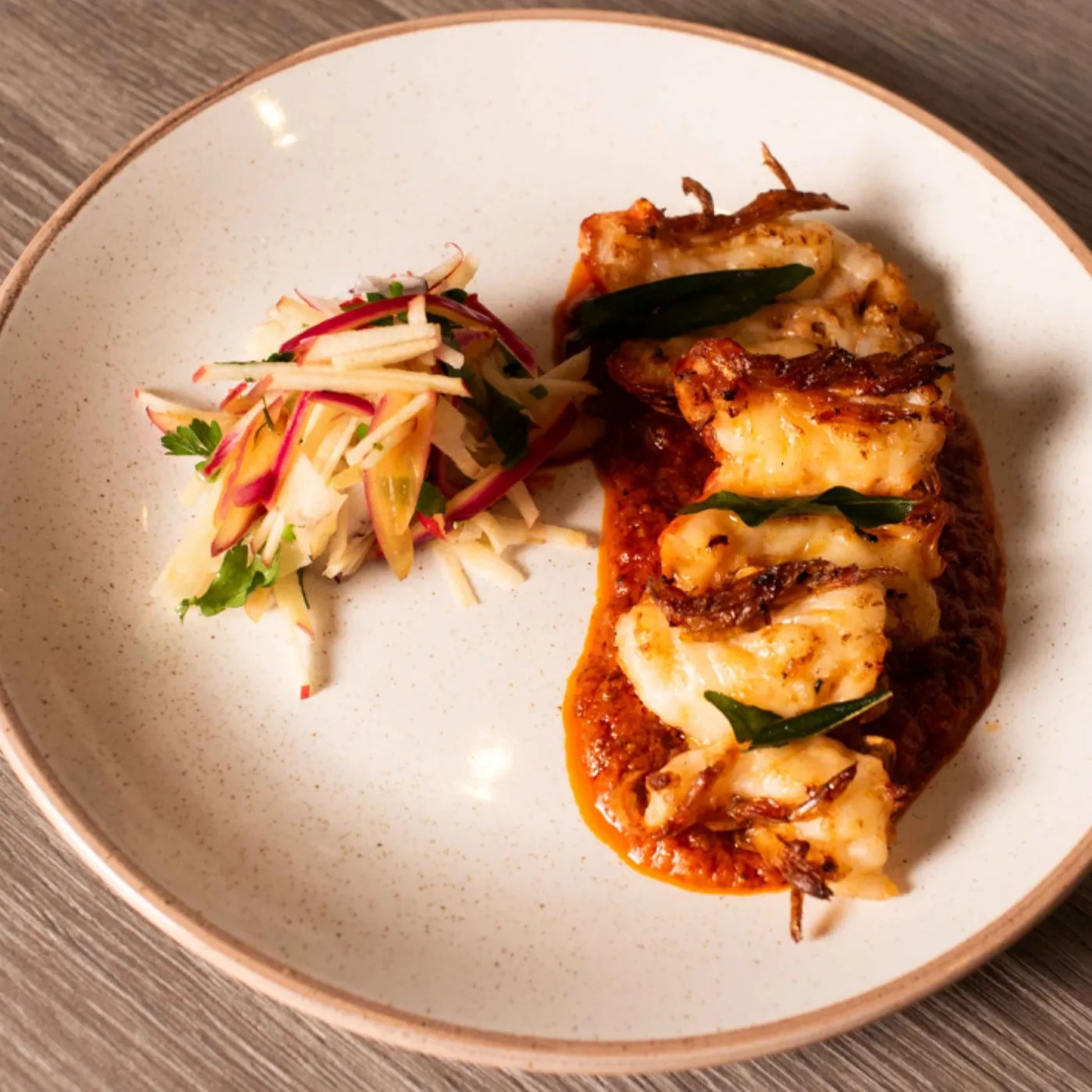 Image alt description