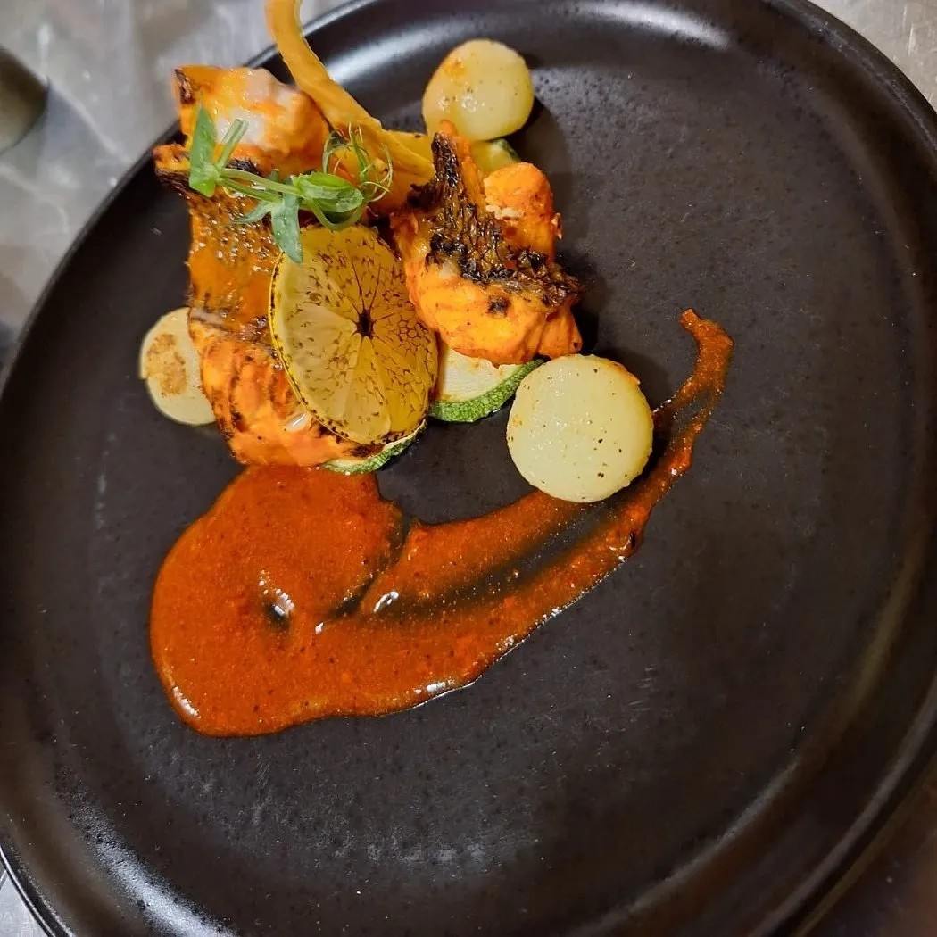 Image alt description