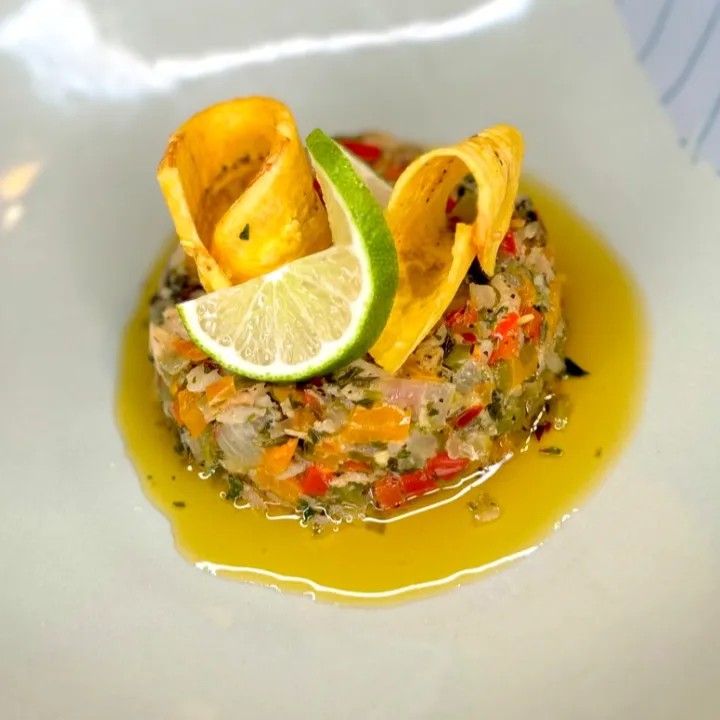 Image alt description