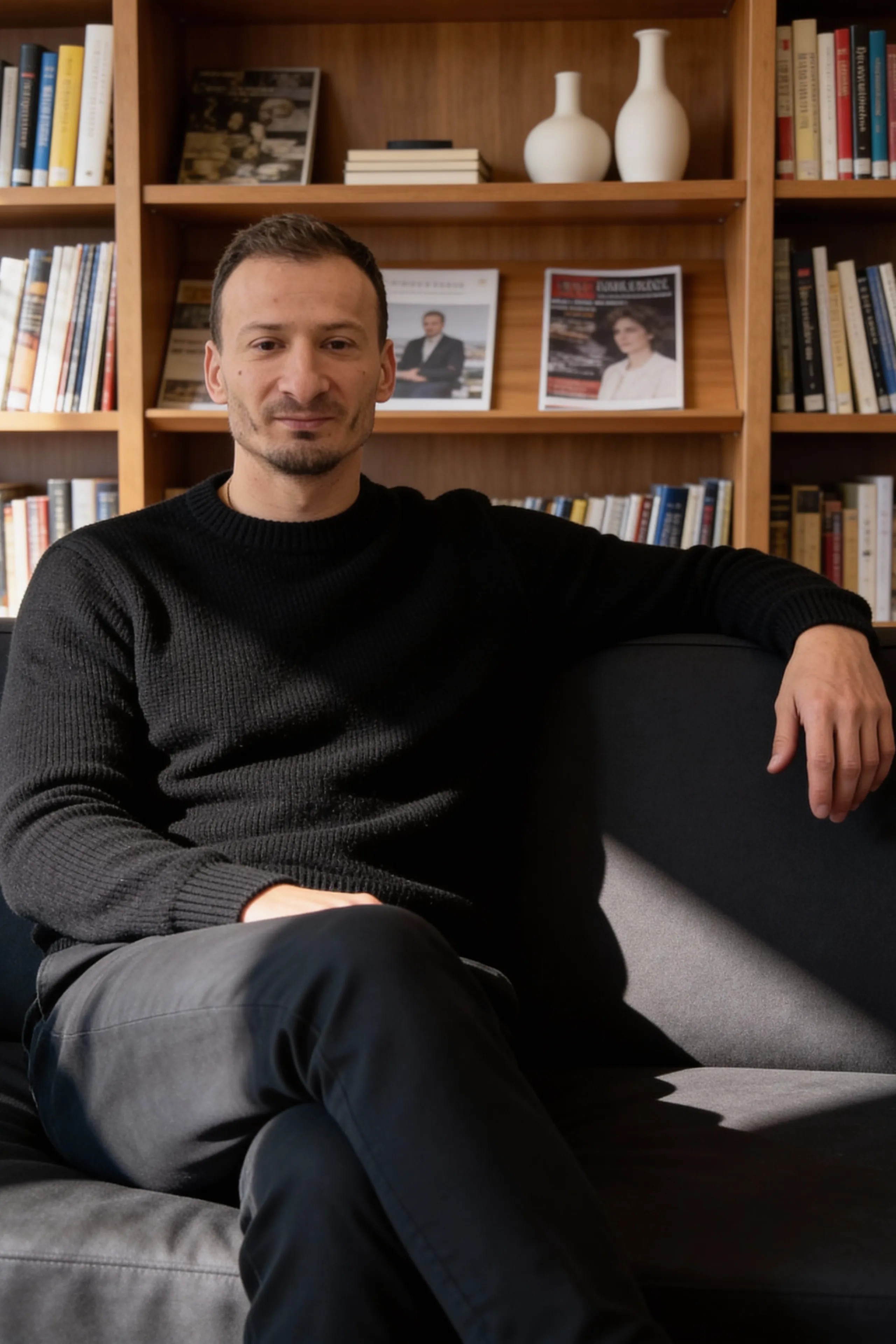 Image alt description