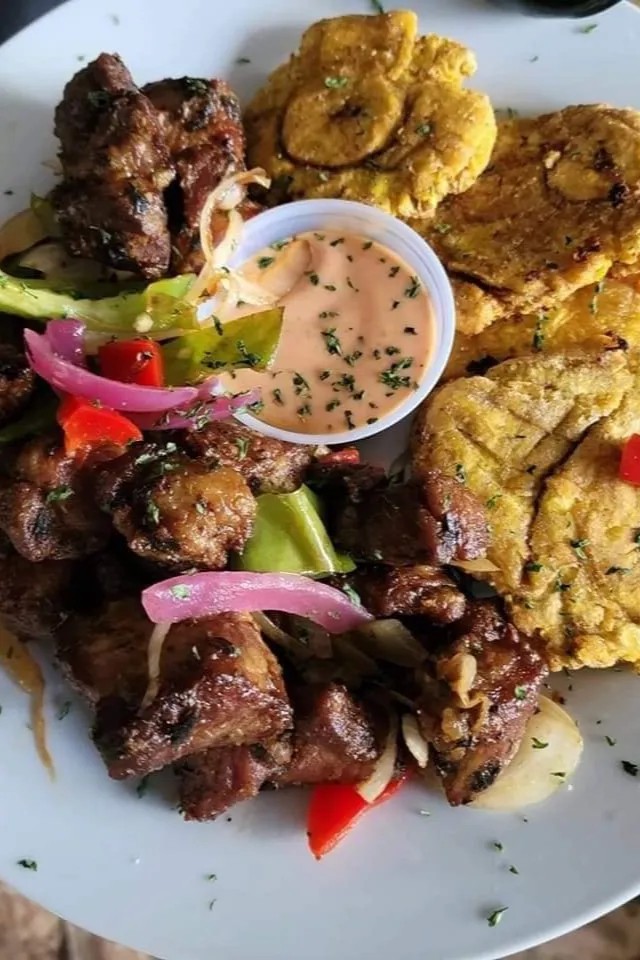 Image alt description