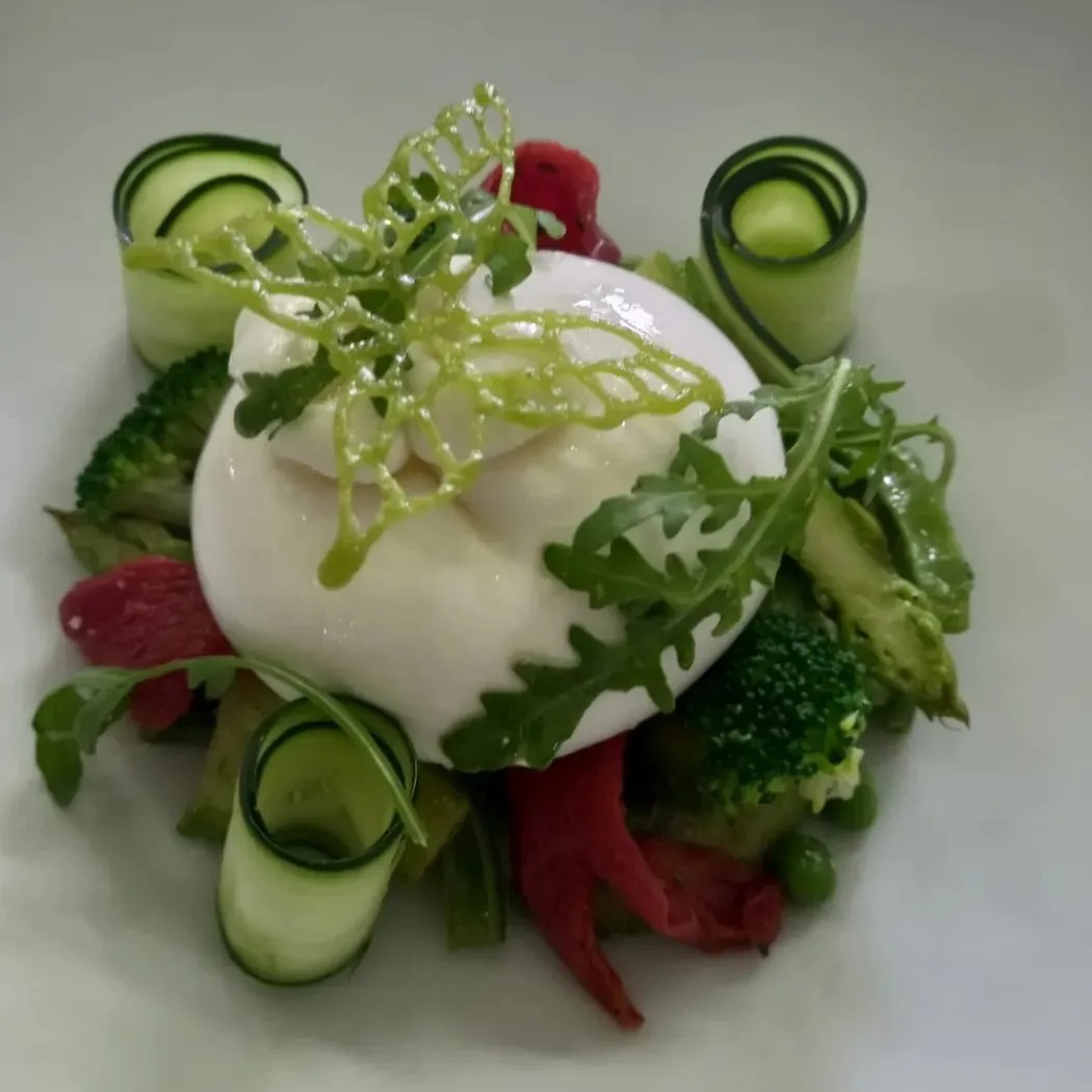 Image alt description