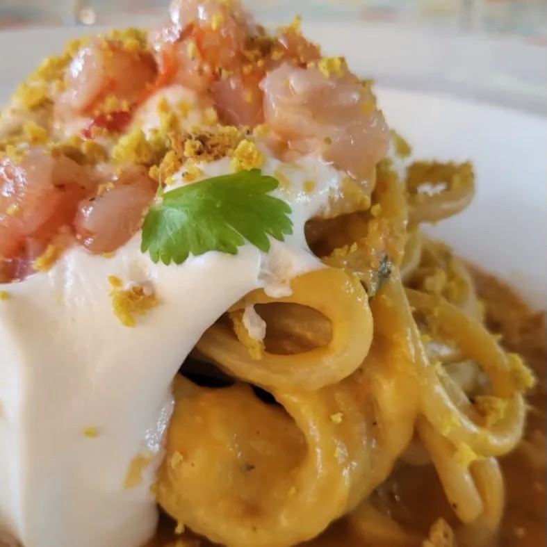 Image alt description