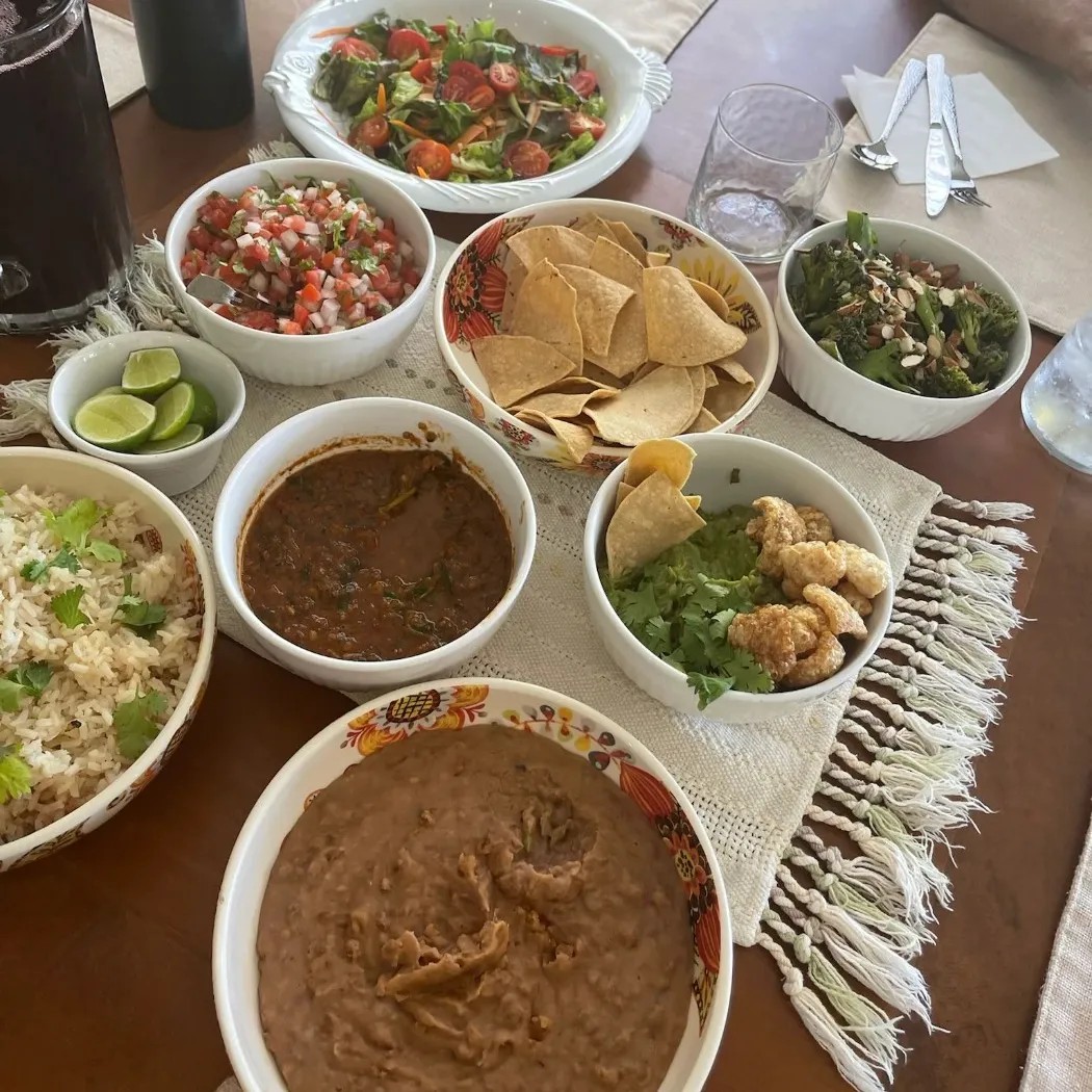 Image alt description