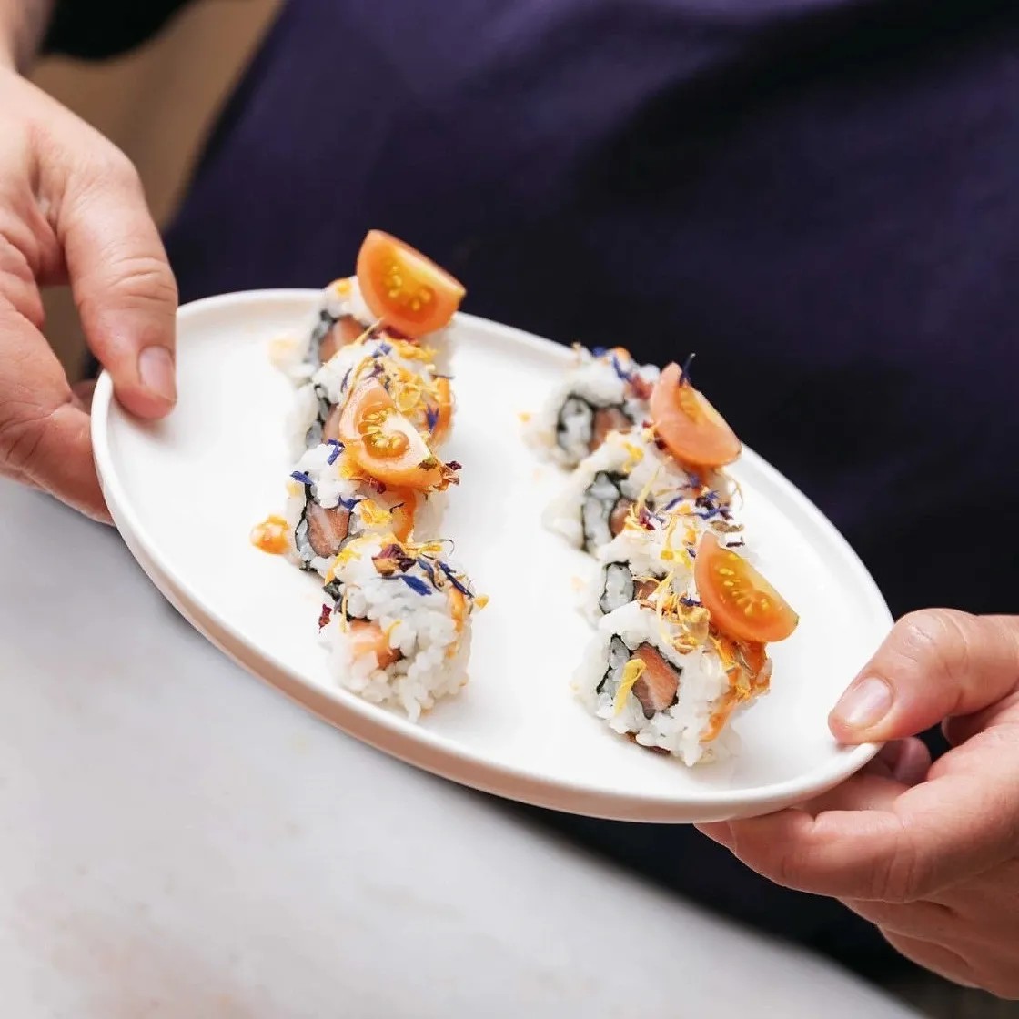 Image alt description