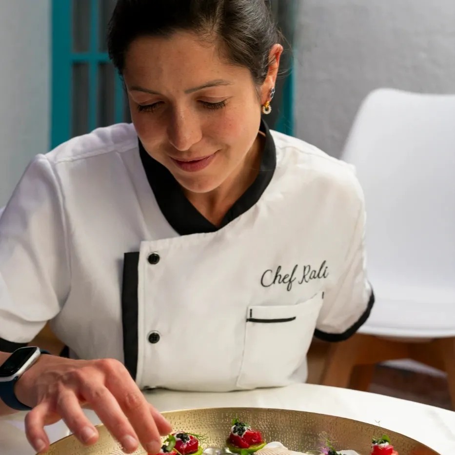 Image alt description