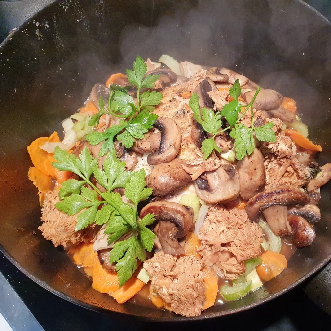 Image alt description