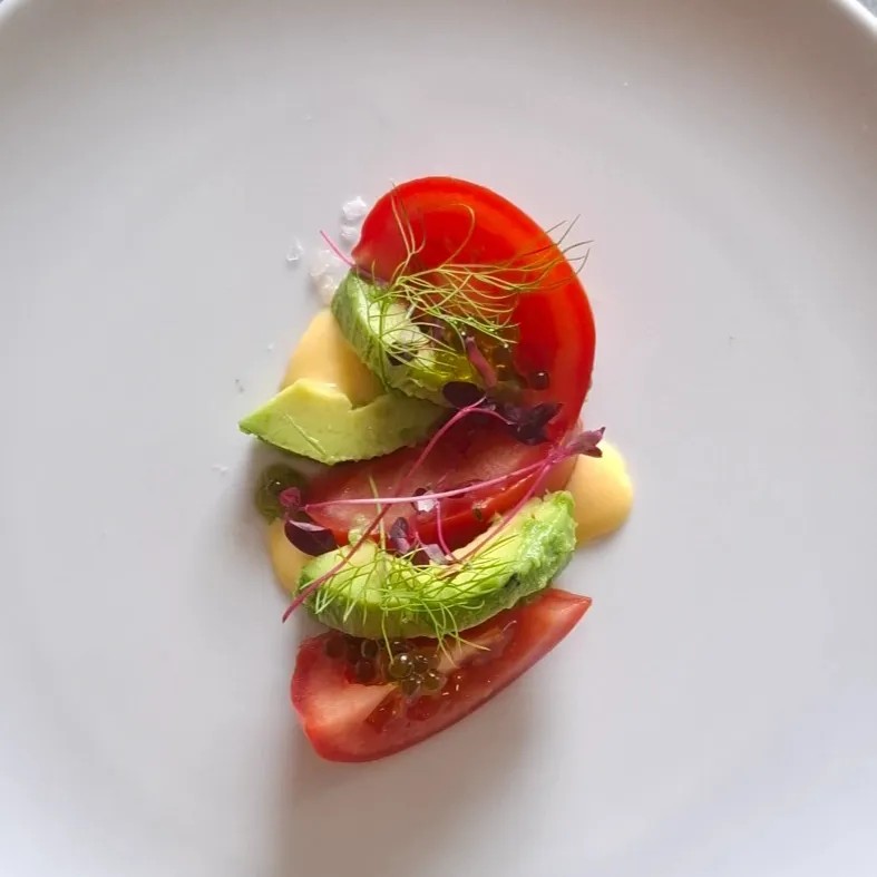 Image alt description