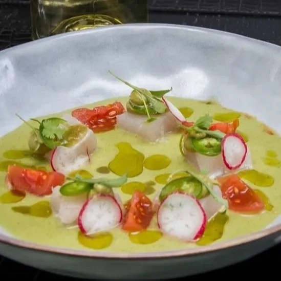 Image alt description