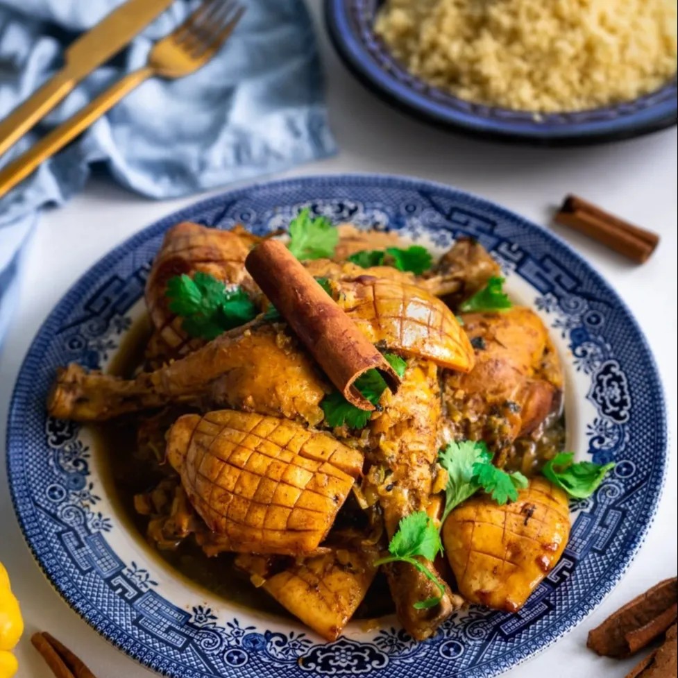 Image alt description