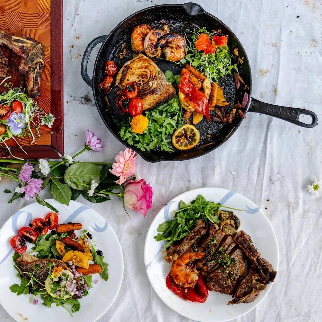 Image alt description